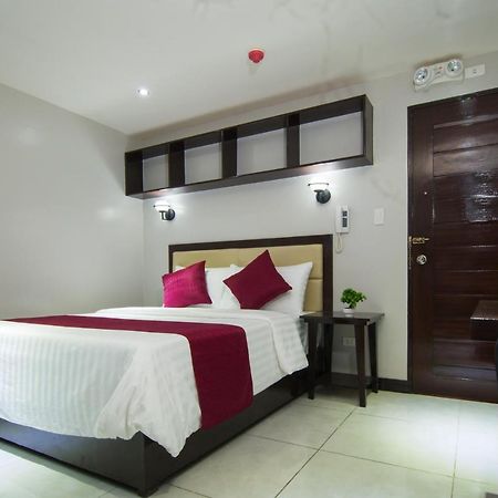 Diamond Hotel And Resto Catarman  Zewnętrze zdjęcie