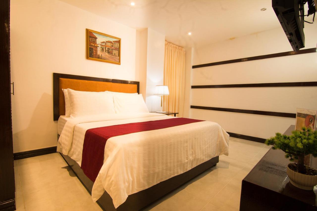 Diamond Hotel And Resto Catarman  Zewnętrze zdjęcie