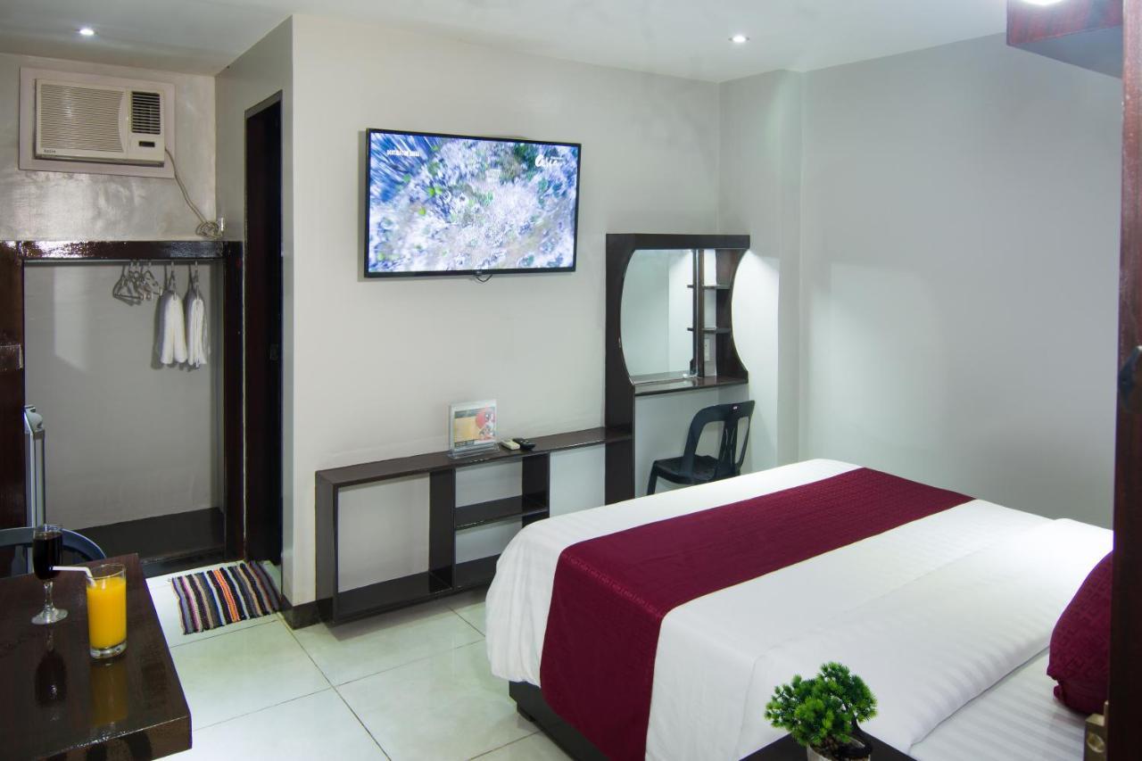 Diamond Hotel And Resto Catarman  Zewnętrze zdjęcie