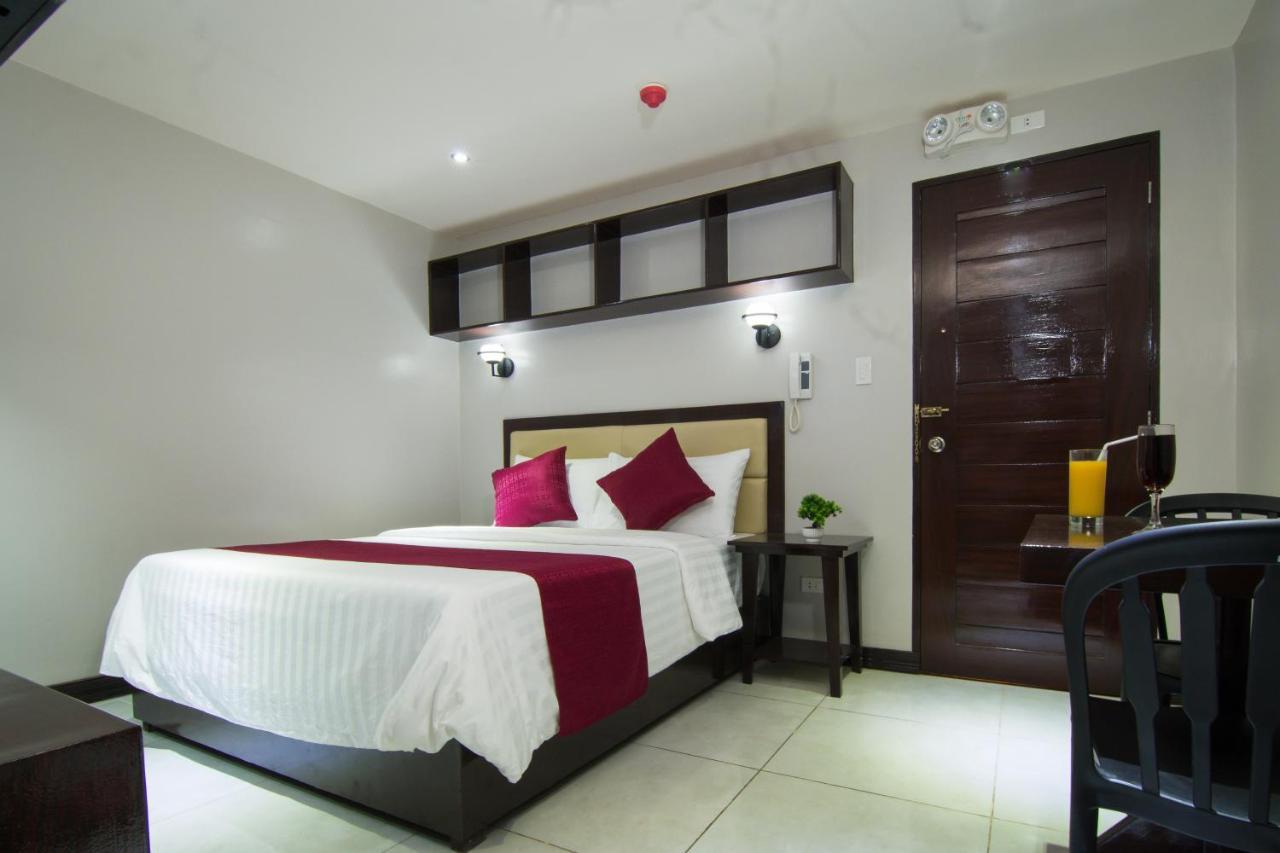 Diamond Hotel And Resto Catarman  Zewnętrze zdjęcie